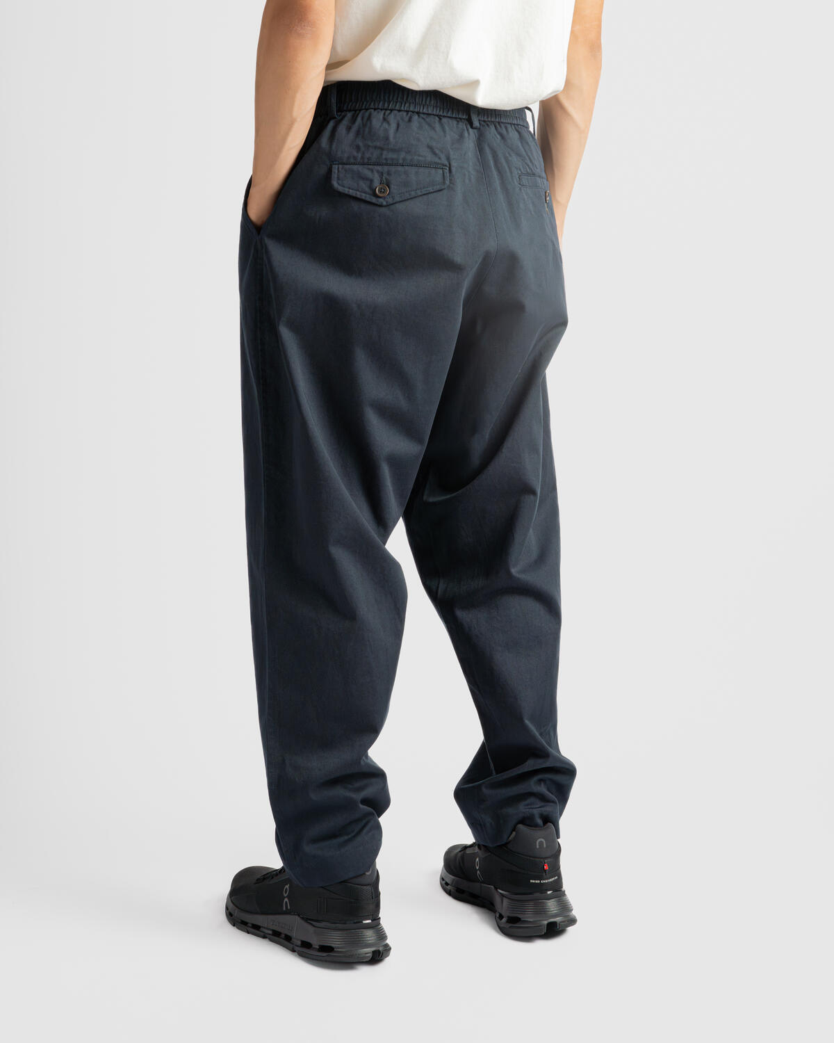 Universal Works PLEATED TRACK PANT | 31512-NVY | AFEW STORE